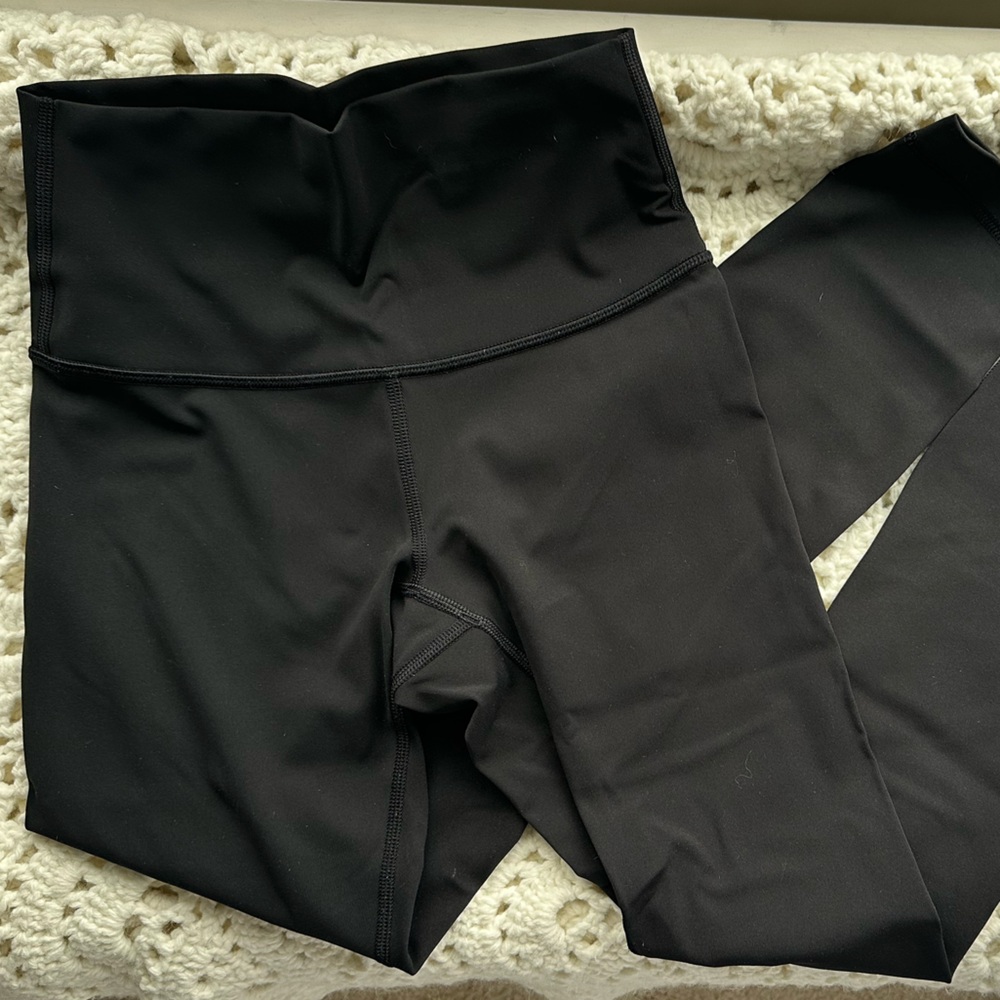 Lululemon Wunder Under 25” Leggings